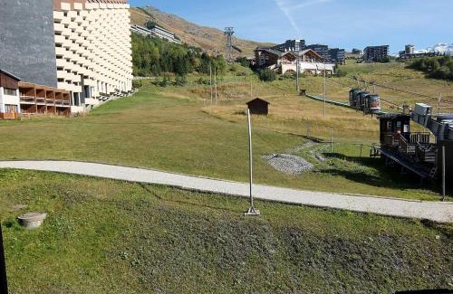 Les Menuires Apartment | Apartment Villaret 317 by Interhome