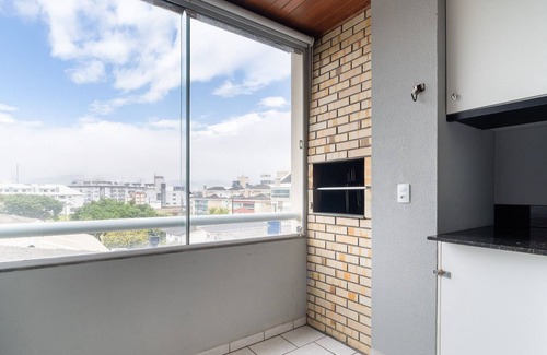 Ingleses do Rio Vermelho Apartment | Apartment w/Barbecue 230m From the Beach Zio0201