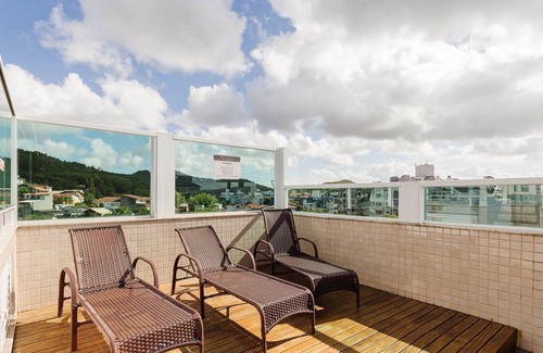 Jurere Apartment | Apartment w/Pool, 85m From Beach in Jurere Ptj203