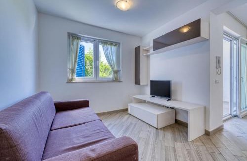 Brzac Apartment | Apartment Wabi Sabi Resort 1-1 by Interhome