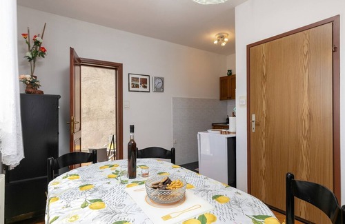 Pazin Apartment | Apartment Waterfall in Pazin
