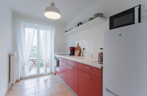 Dessau Apartment | Apartment 'Wellness Lounge Am Bauhausmuseum' with Balcony and Wi-Fi