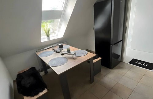 Hagen im Bremischen Apartment | Apartment 'Weserstrand' with Private Garden and Wi-Fi