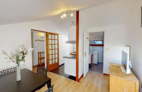 Annecy-le-Vieux Apartment | Apartment with 2 bedrooms for 4 people in Annecy-le-Vieux