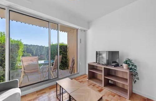 Clair Valon Apartment | Apartment with area view on the golf of Houlgate