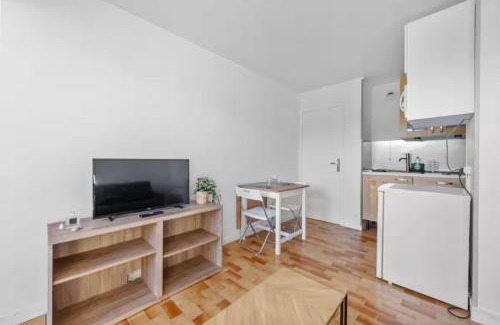 Clair Valon Apartment | Apartment with area view on the golf of Houlgate