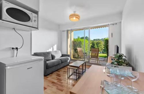 Clair Valon Apartment | Apartment with area view on the golf of Houlgate