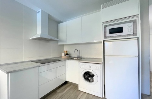 Benalmadena Costa Apartment | Apartment with beach view