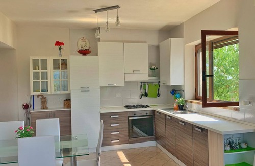 Alanno House | Apartment with beautiful view