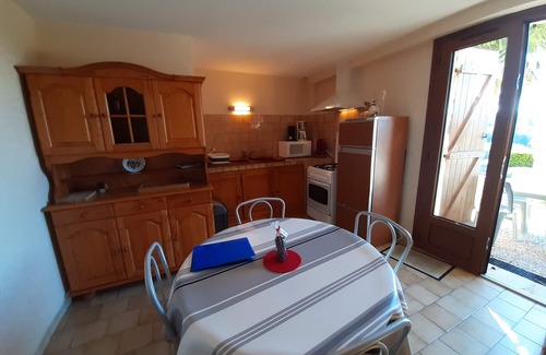 Sarlat-la-Caneda Apartment | Apartment with private entrance swimming pool in SARLAT classified 1 star