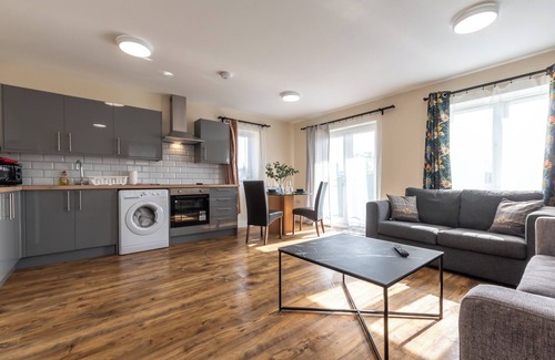 New Forest District Apartment | Apartment with free P for Van.
