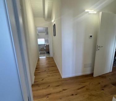 Mozzate Apartment | Apartment with Jacuzzi near Como Milano FREE PARKING