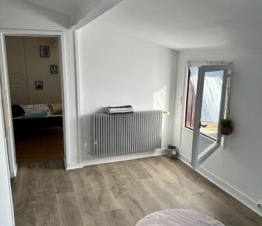 Talence Apartment | Apartment with large terrace in Barrière de Toulouse