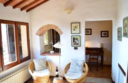 Montepulciano Apartment | Apartment with Little Arch