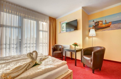Ahlbeck House | Apartment with pantry kitchen - Aparthotel Strandhus Trivago Award Best 3-Star