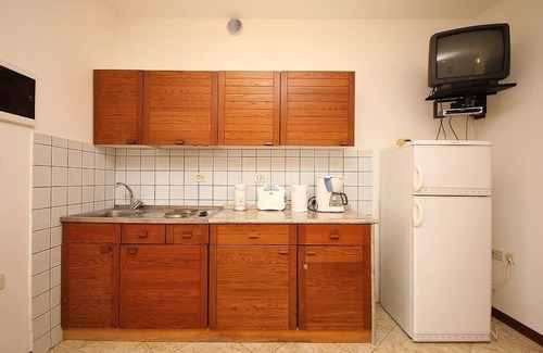 Krnica Apartment | Apartment with pool and pets are also allowed