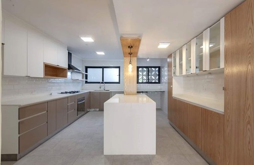 El Golf Apartment | Apartment with private garden in El Golf, most secure and luxury neigborhood.