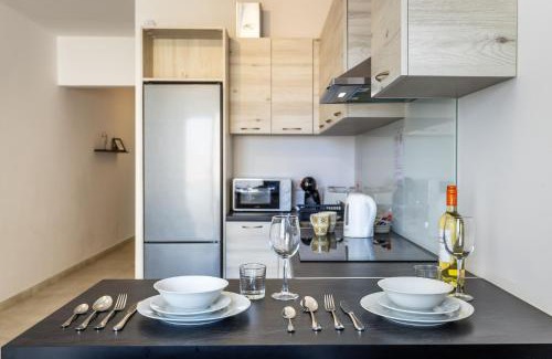 San Gwann Apartment | Apartment with yard and bbq - By Solea Holiday