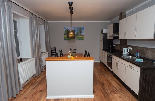 Beenz Apartment | Apartment 'Wohnung Paul' with Private Terrace, Private Garden and Wi-Fi