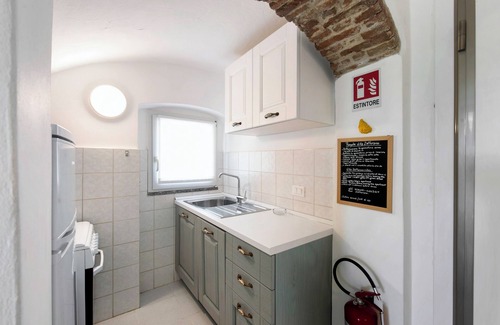 Celle Ligure Apartment | Apartment 'Zafferano Suites - Rosmarino' with Sea View, Private Terrace and Wi-Fi