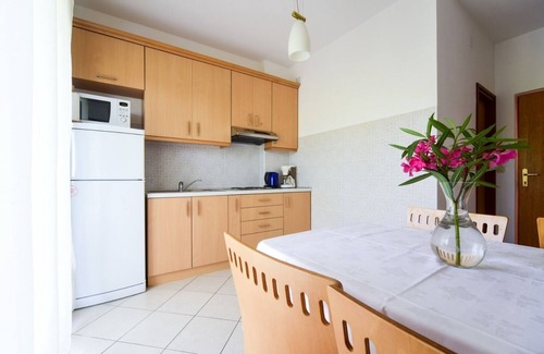Muline Apartment | Apartment Zlatko - 100m from the sea A2(4) - Muline, Island Ugljan, Croatia