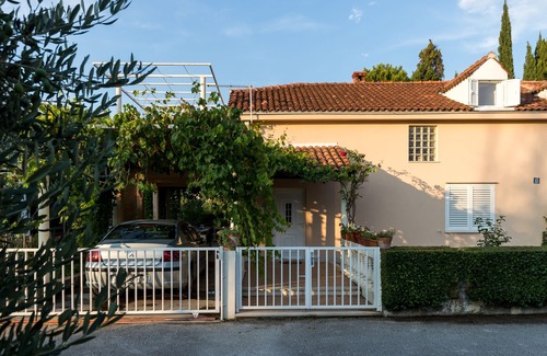 Cilipi Apartment | Apartment Zora