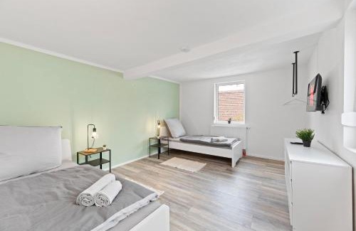 Nuertingen Apartment | Apartmenthaus für Monteure in Nürtingen Zentrum Kitchen,Wifi,Smart TV