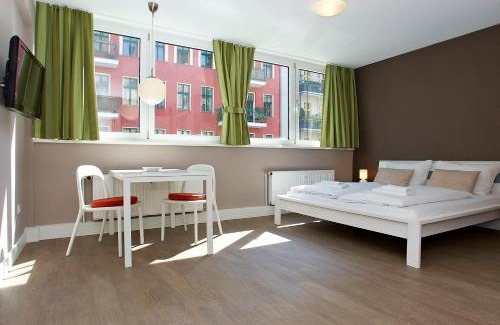 Friedrichshain-Kreuzberg Apartment | Apartmenthouse Berlin - Am Görlitzer Park