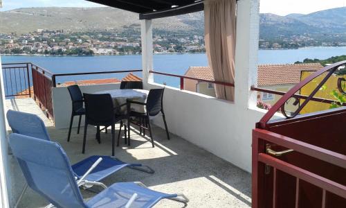 Grebastica Apartment | Apartments Šparada Mladen