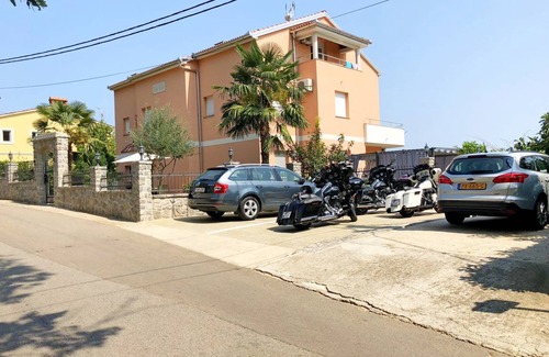 Opric Apartment | Apartments Ana Apartment with balcony
