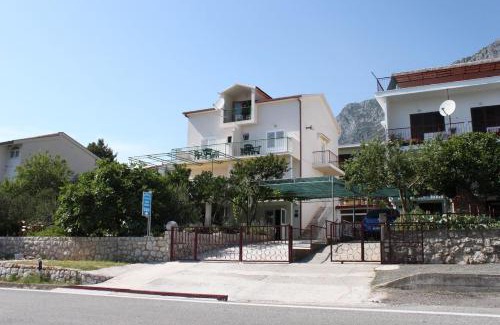 Gradac House | Apartments and rooms with parking space Gradac, Makarska - 6819