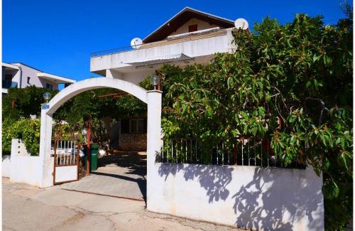 Podglavica Apartment | Apartments Andi