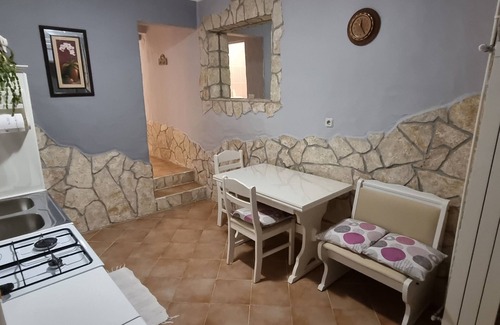 Tinjan Apartment | Apartments Andrej, small apartment for 2 people to relax with a swimming pool