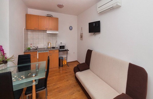Brsec Apartment | Apartments Barbara with Swimming Pool - Studio Apartment with Swimming Pool - 5