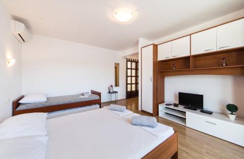 Ploce Apartment | Apartments Barbir