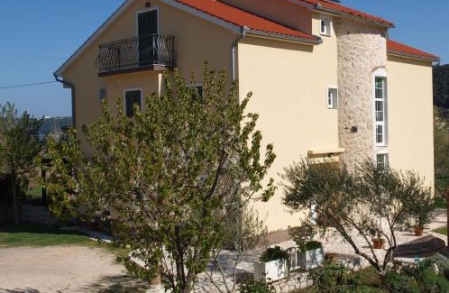 Rab Town Apartment | Apartments Batistić