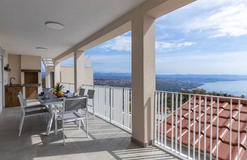 Bregi Apartment | Apartments Bregha - Three Bedroom Apartment with Sea View