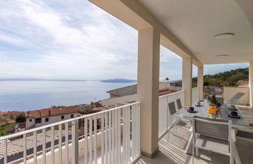 Bregi Apartment | Apartments Bregha - Three Bedroom Apartment with Terrace