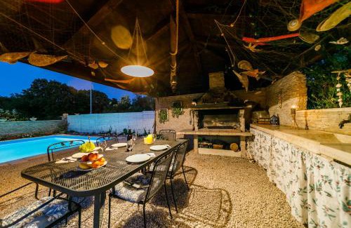 Brzac Apartment | Apartments Bugenvila Brzac