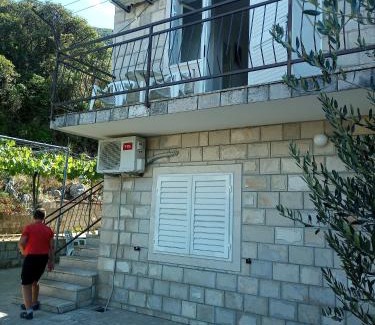 Orebic Apartment | Apartments by the sea Cove Vela Prapratna (Peljesac) - 4515