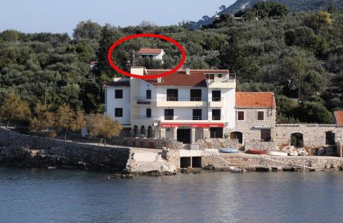 Pokrivenik Apartment | Apartments by the sea Cove Pokrivenik, Hvar - 5224