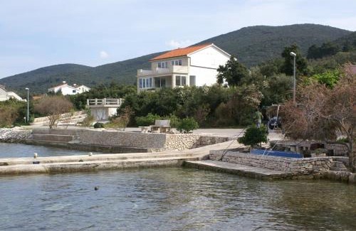Kneza Apartment | Apartments by the sea Kneza, Korcula - 4342