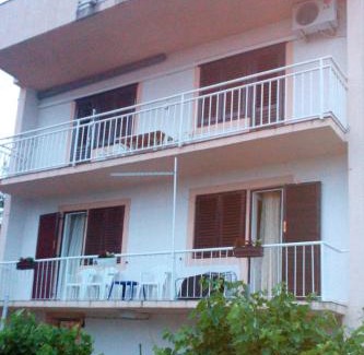 Selce Apartment | Apartments by the sea Selce, Crikvenica - 15323