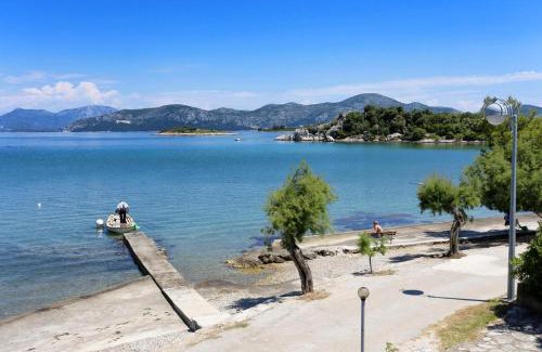 Janjina Apartment | Apartments by the sea Sreser, Peljesac - 10138