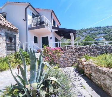 Donja Klada Apartment | Apartments Casa al Vento