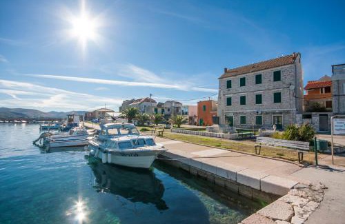 Krapanj Apartment | Apartments Dalmata