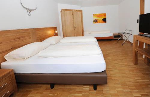Tschagguns Apartment | Apartments Drei Türme by Pferd auf Wolke