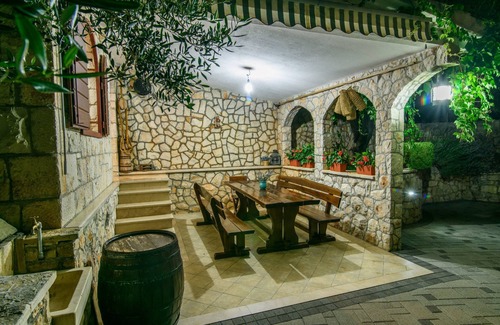 Okrug Gornji Apartment | Apartments Dubravka