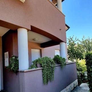 Gregovica Apartment | Apartments Ema