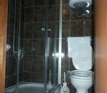 Bregvija House | Apartments EMERALD